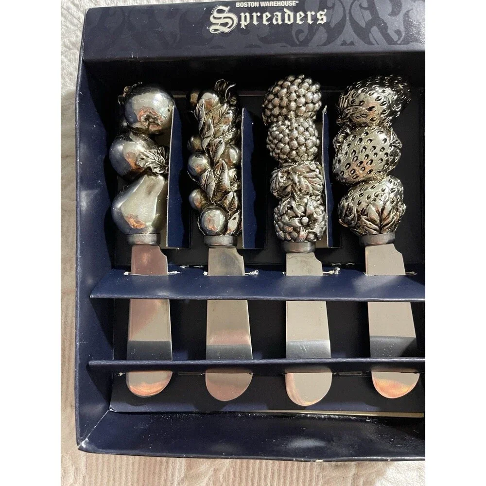 Boston Warehouse Dellarobbia Spreaders Set Of 4 Stainless Steel w Fruit Handles